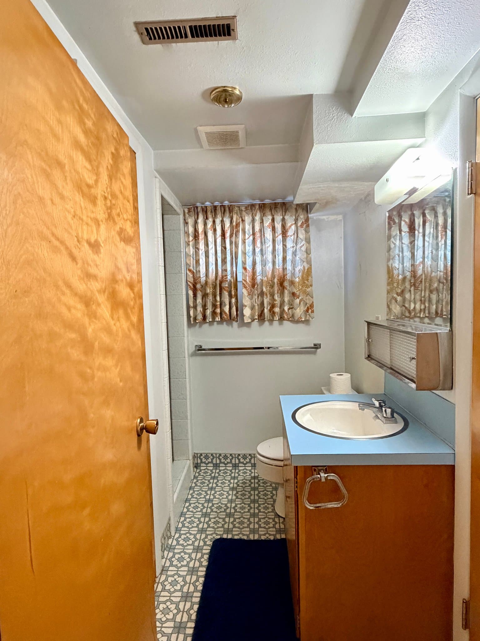 Logan House: 719 N 100 W