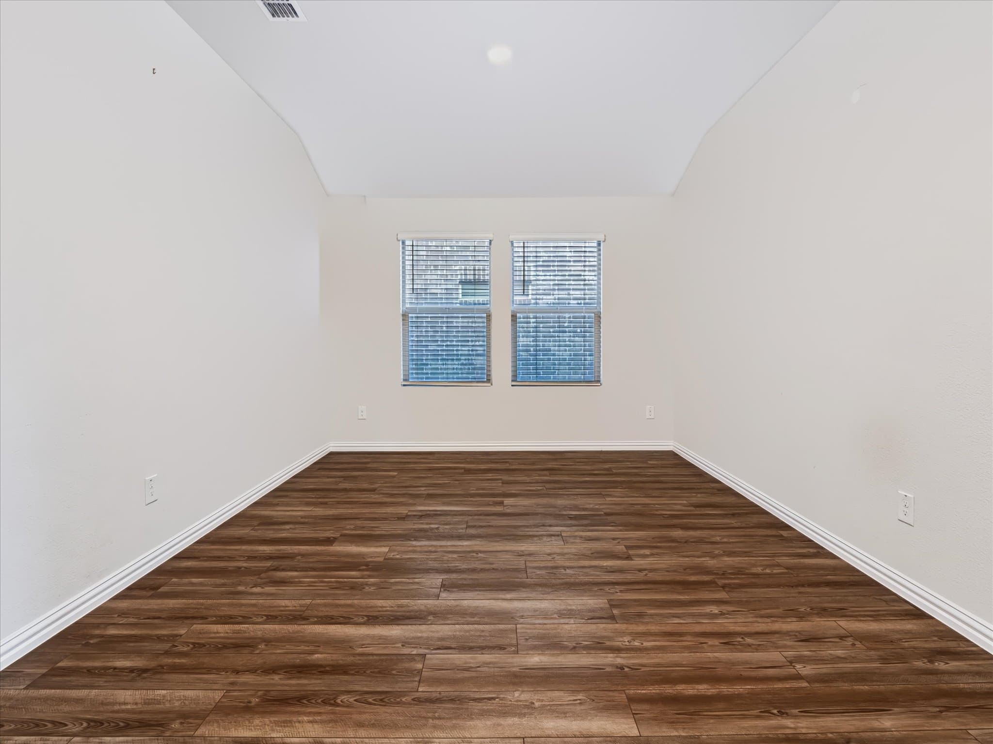 Denton House: 3217 Paruament Dr