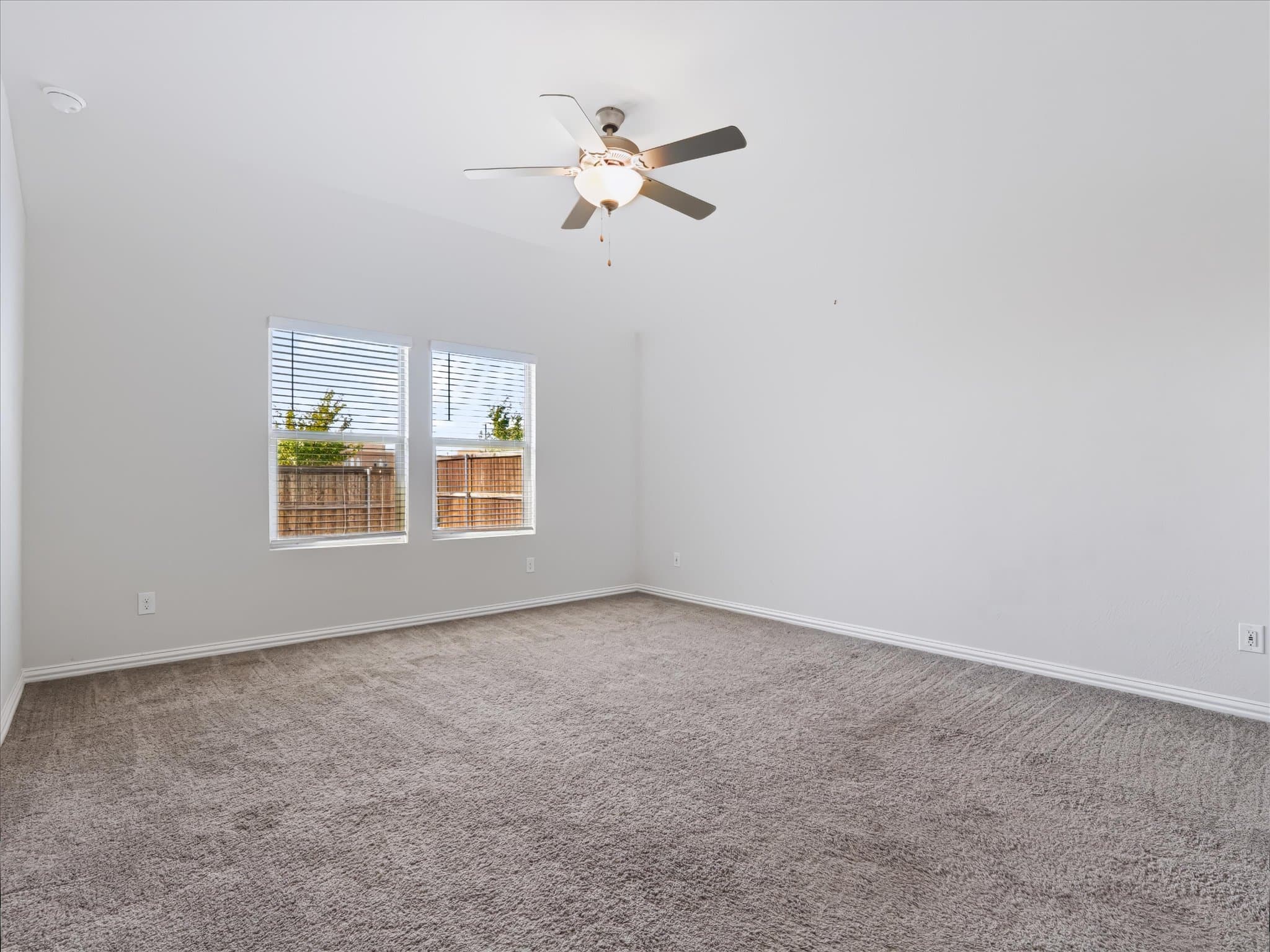 Denton House: 3217 Paruament Dr