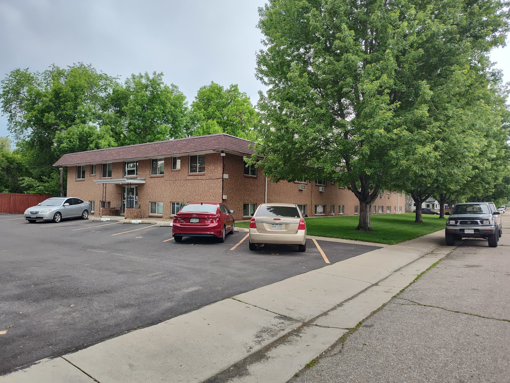 Longmont Apartment: 744 Baker St Apt 7