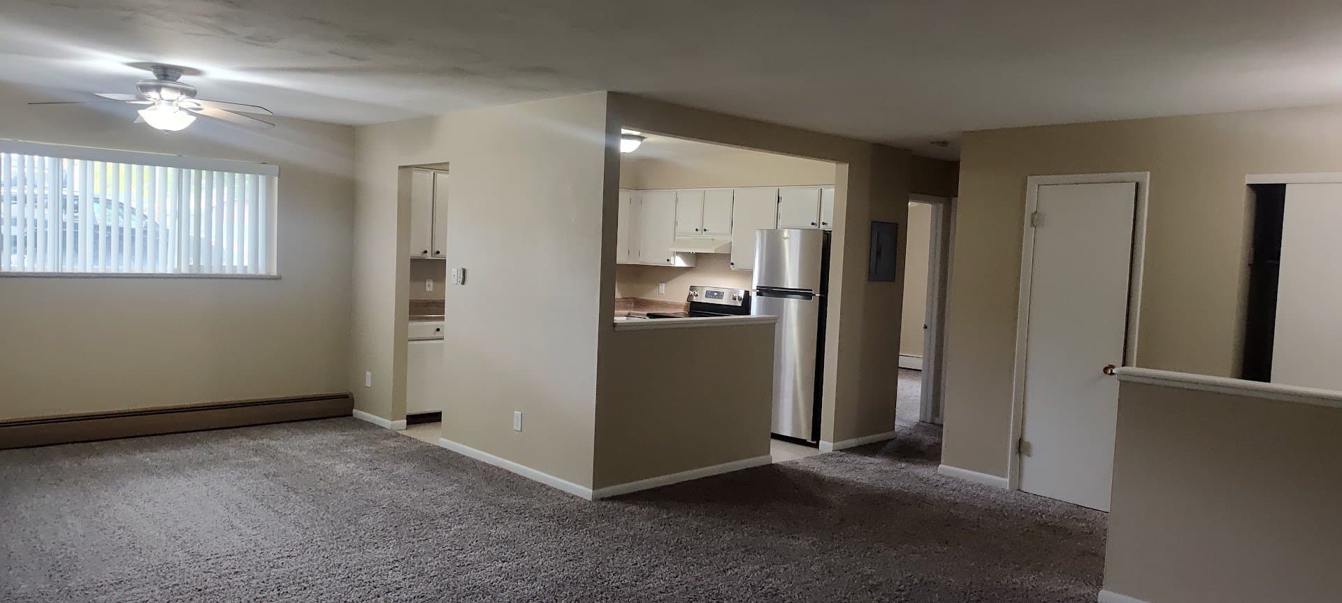 Longmont Apartment: 744 Baker St Apt 7
