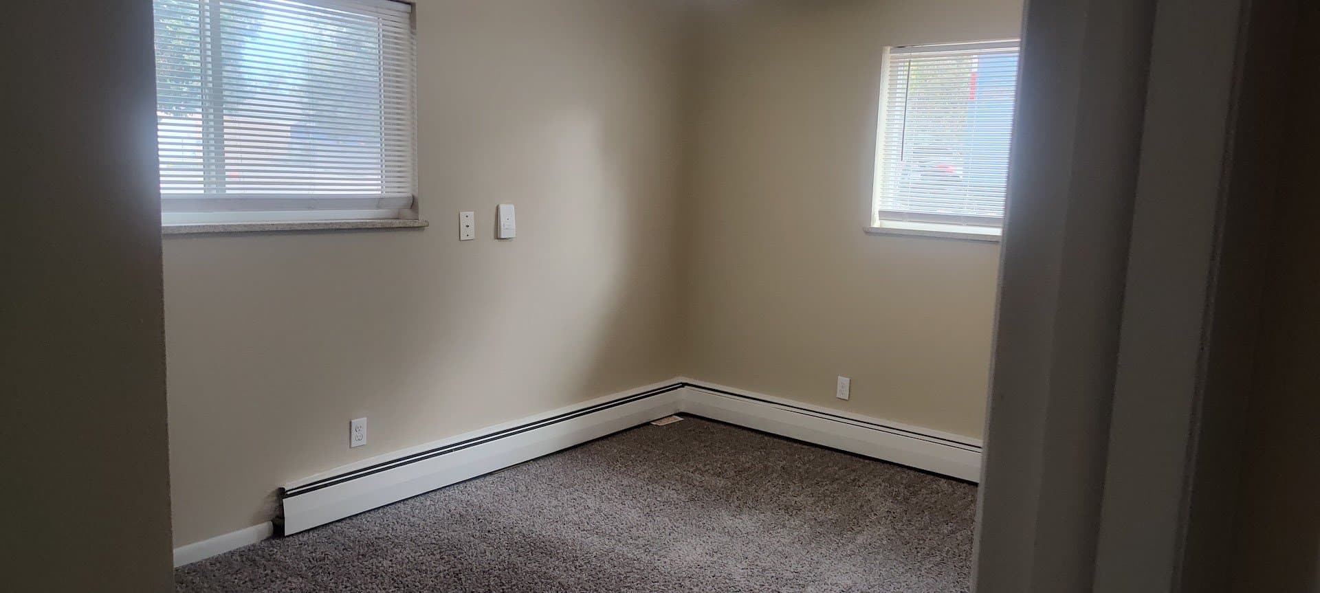 Longmont Apartment: 744 Baker St Apt 7