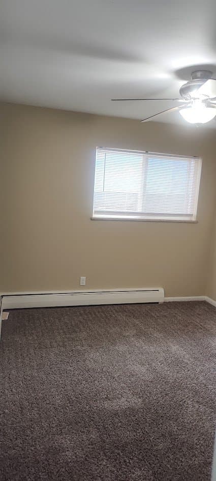 Longmont Apartment: 744 Baker St Apt 7