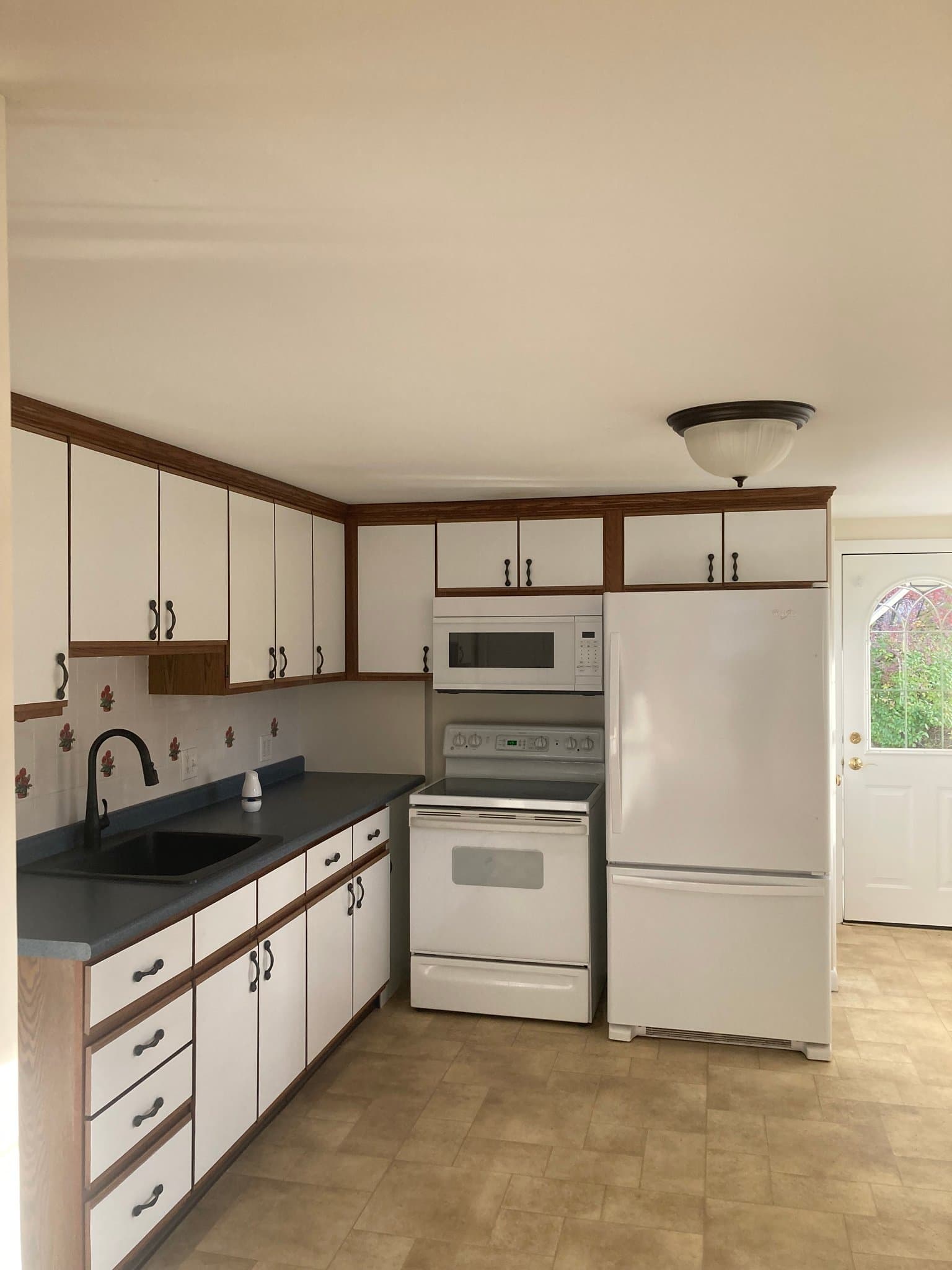 Gilford House: 7 Ridgewood Ave