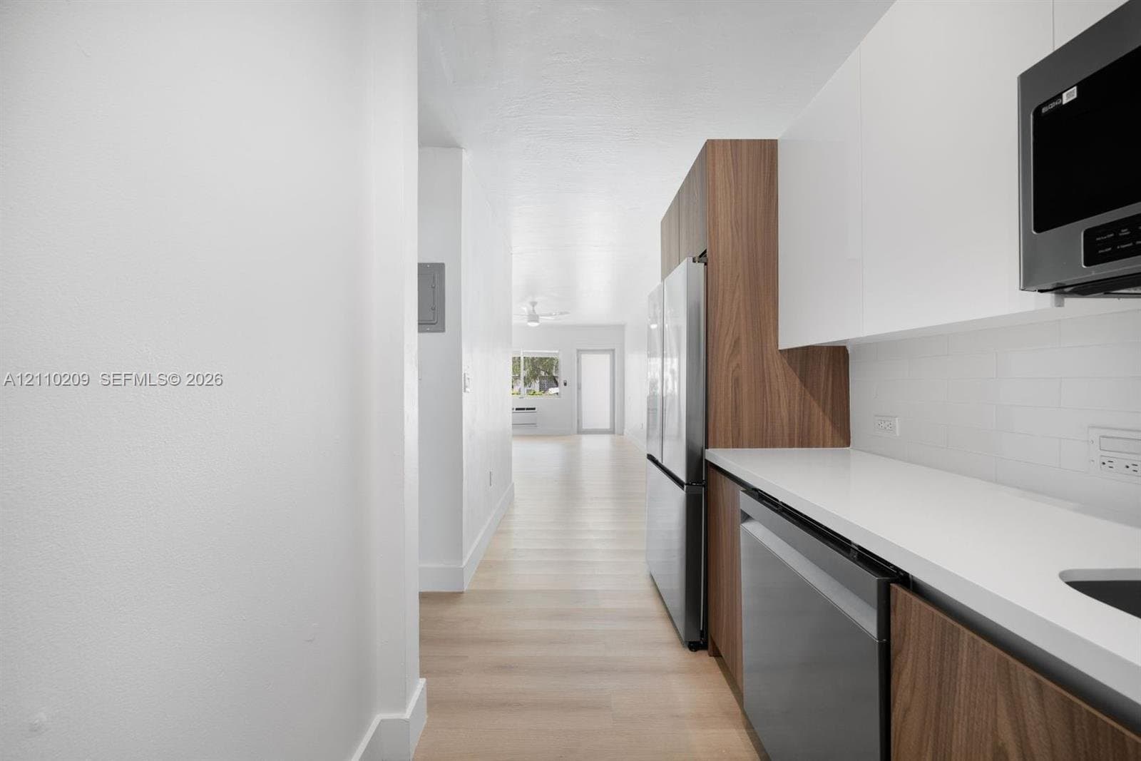 Miami Beach Apartment: 1035 9th St # 20