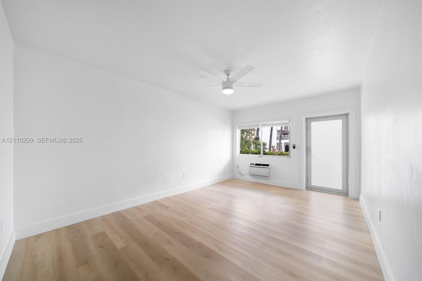 Miami Beach Apartment: 1035 9th St # 20
