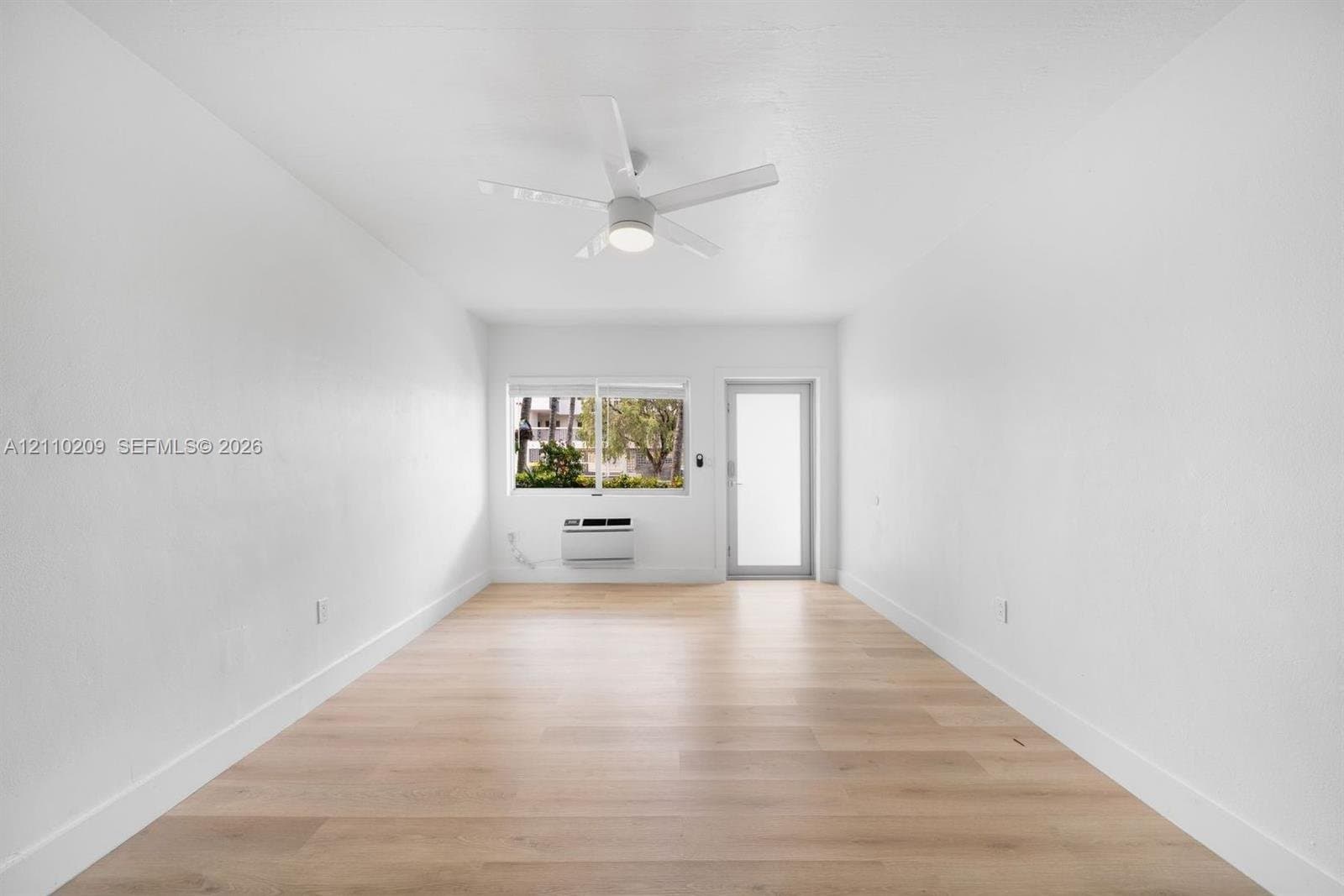 Miami Beach Apartment: 1035 9th St # 20