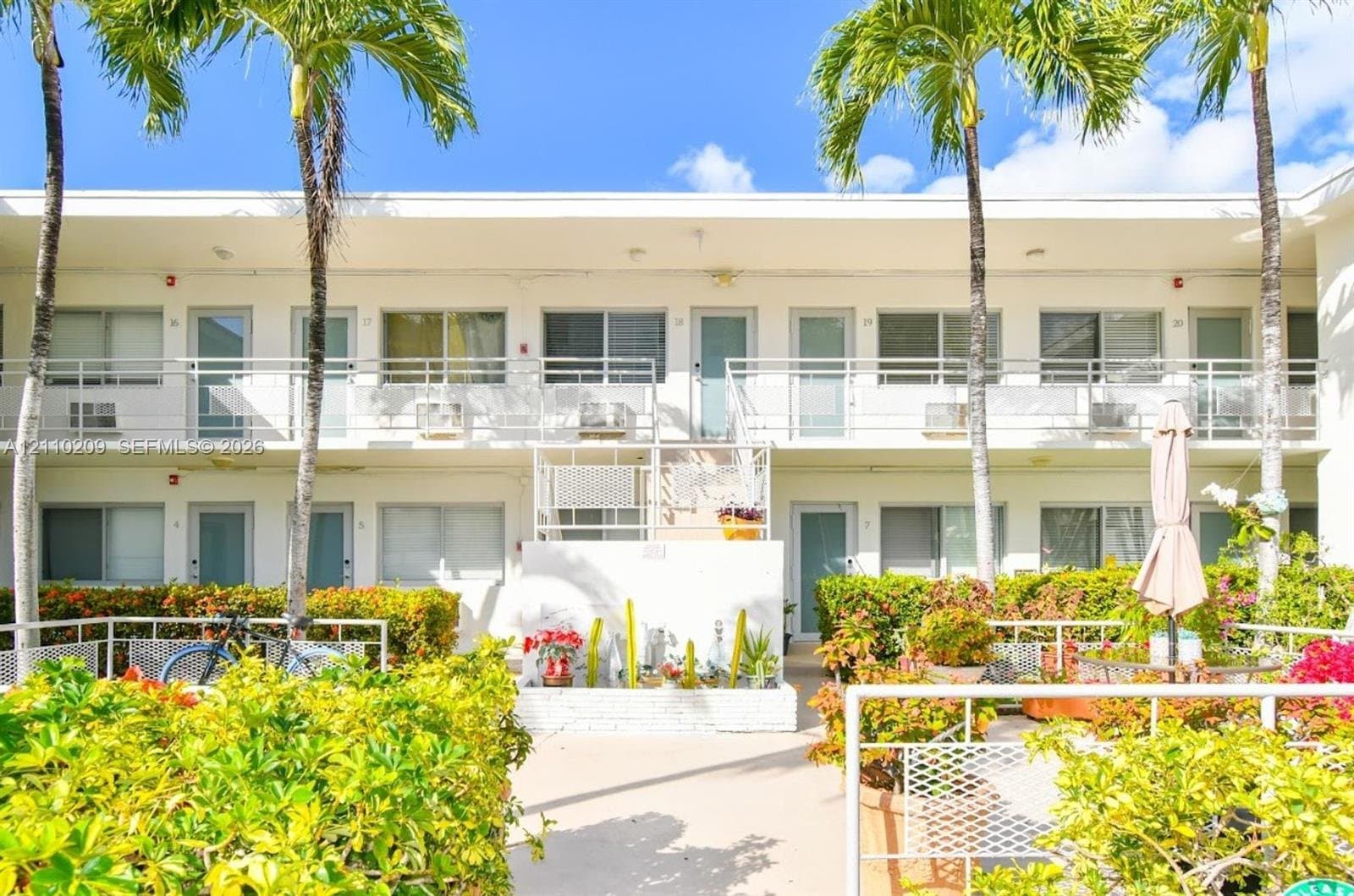 Miami Beach Apartment: 1035 9th St # 20