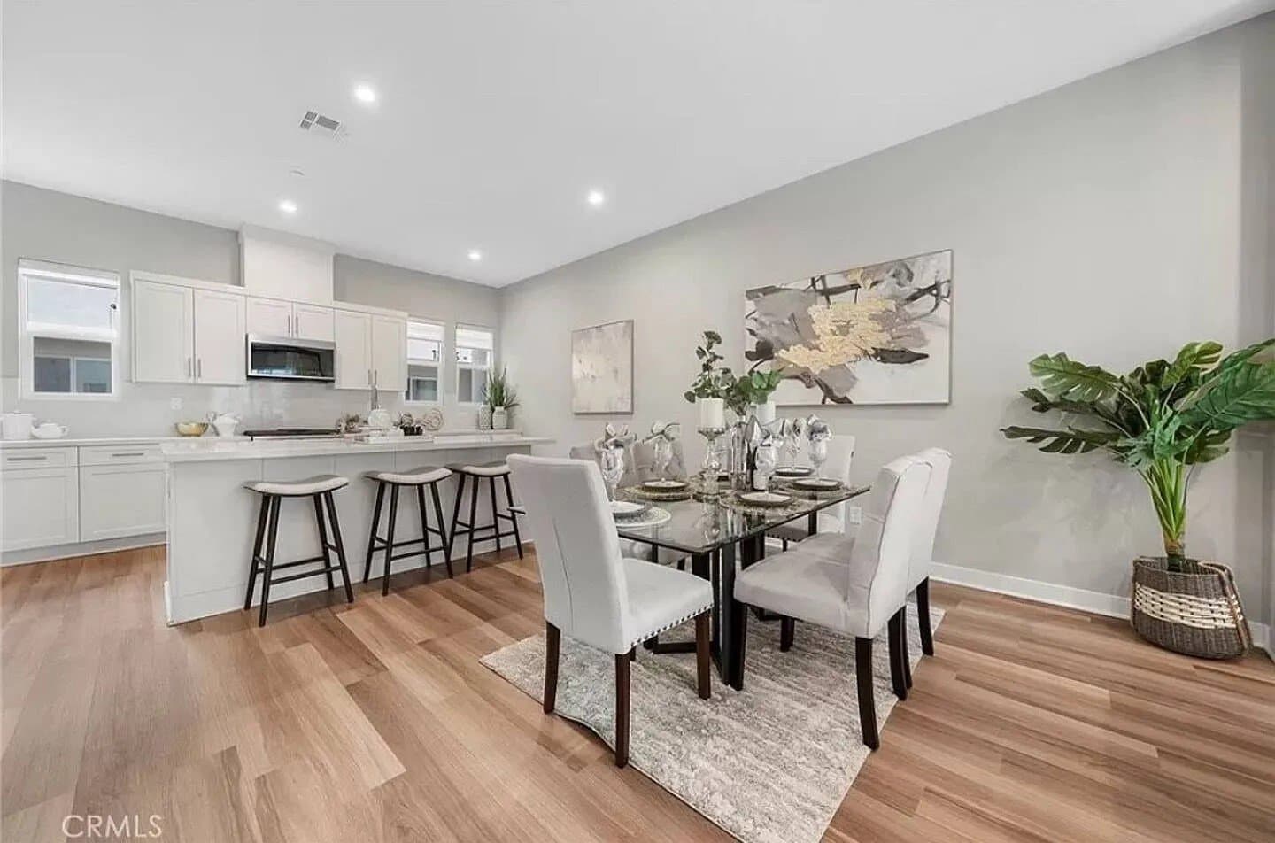Anaheim House: 1311 W Cara Dr,