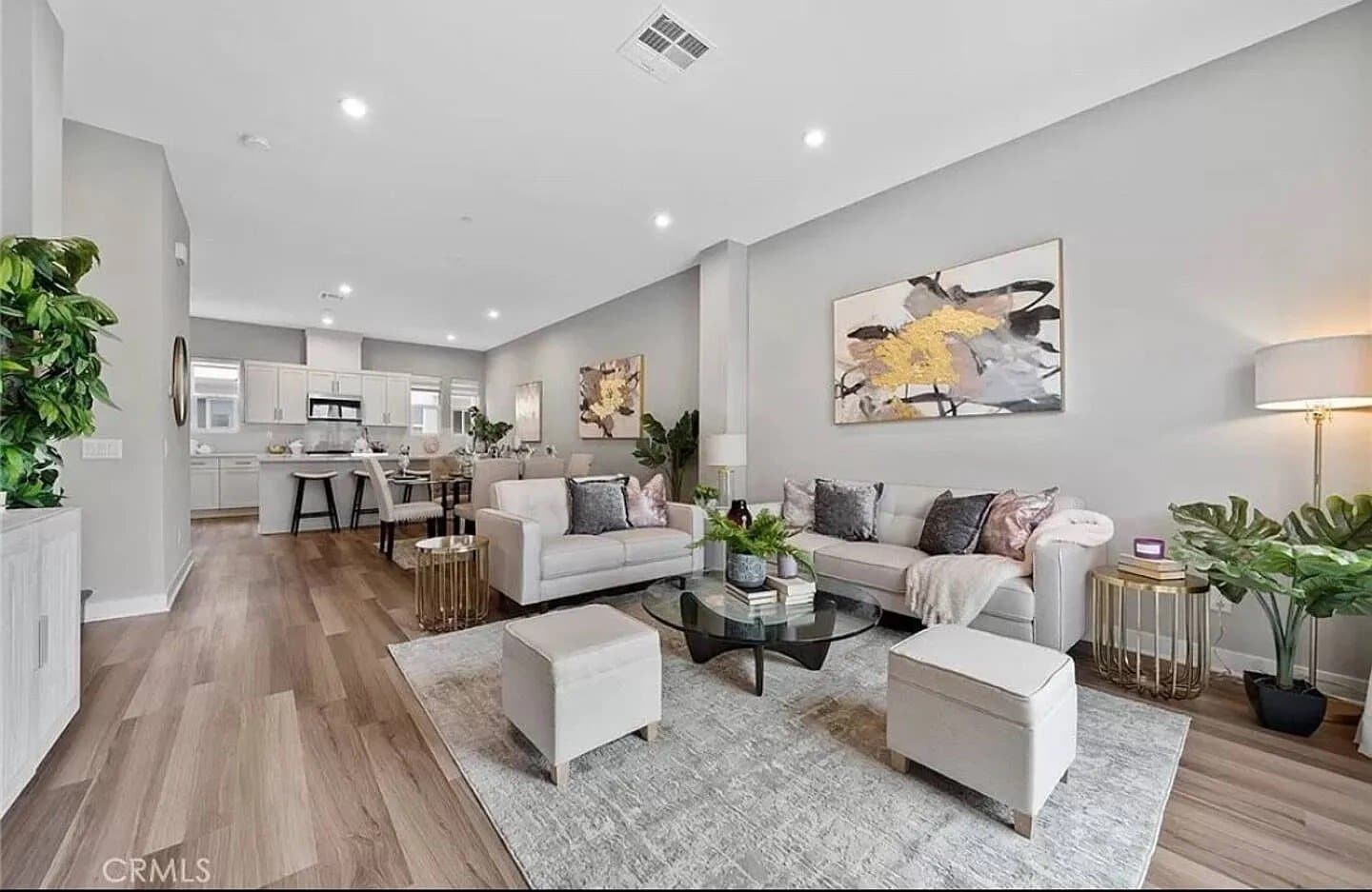 Anaheim House: 1311 W Cara Dr,