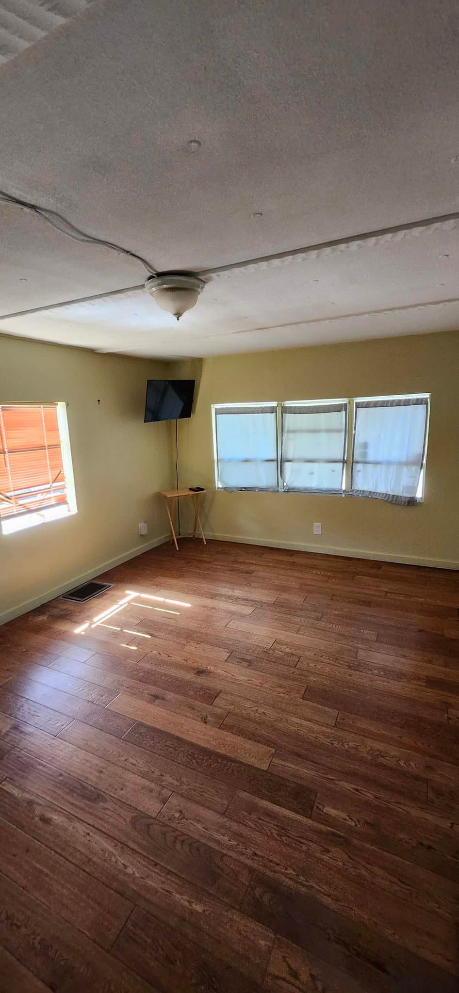 Tampa Single Room: 9613 Barnside Pl