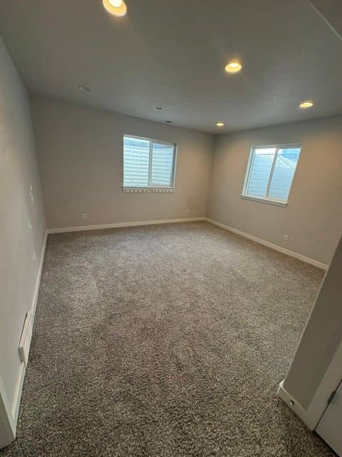 Bluffdale House: 993 W. Mckenna Rd