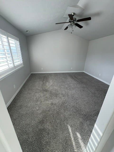 Bluffdale House: 993 W. Mckenna Rd