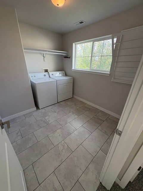 Bluffdale House: 993 W. Mckenna Rd