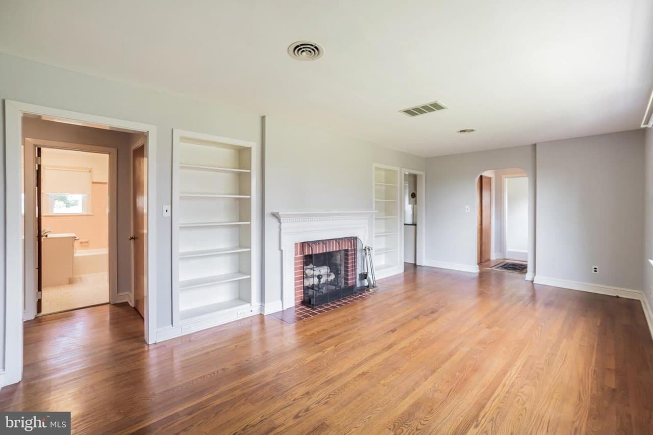 West Chester House: 1101 Ashbridge Rd