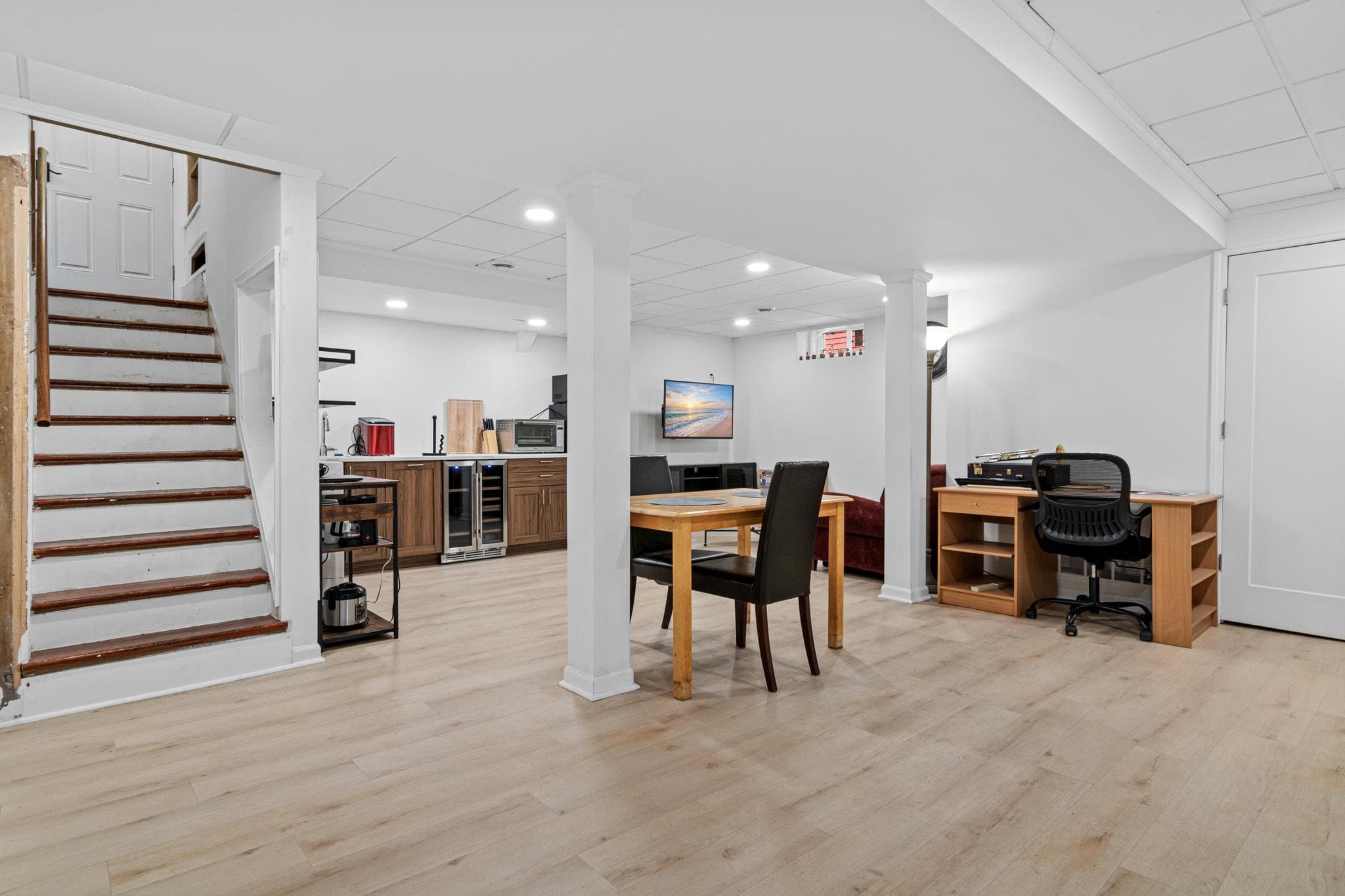 Minneapolis House: 18 West Rustic Lodge Avenue