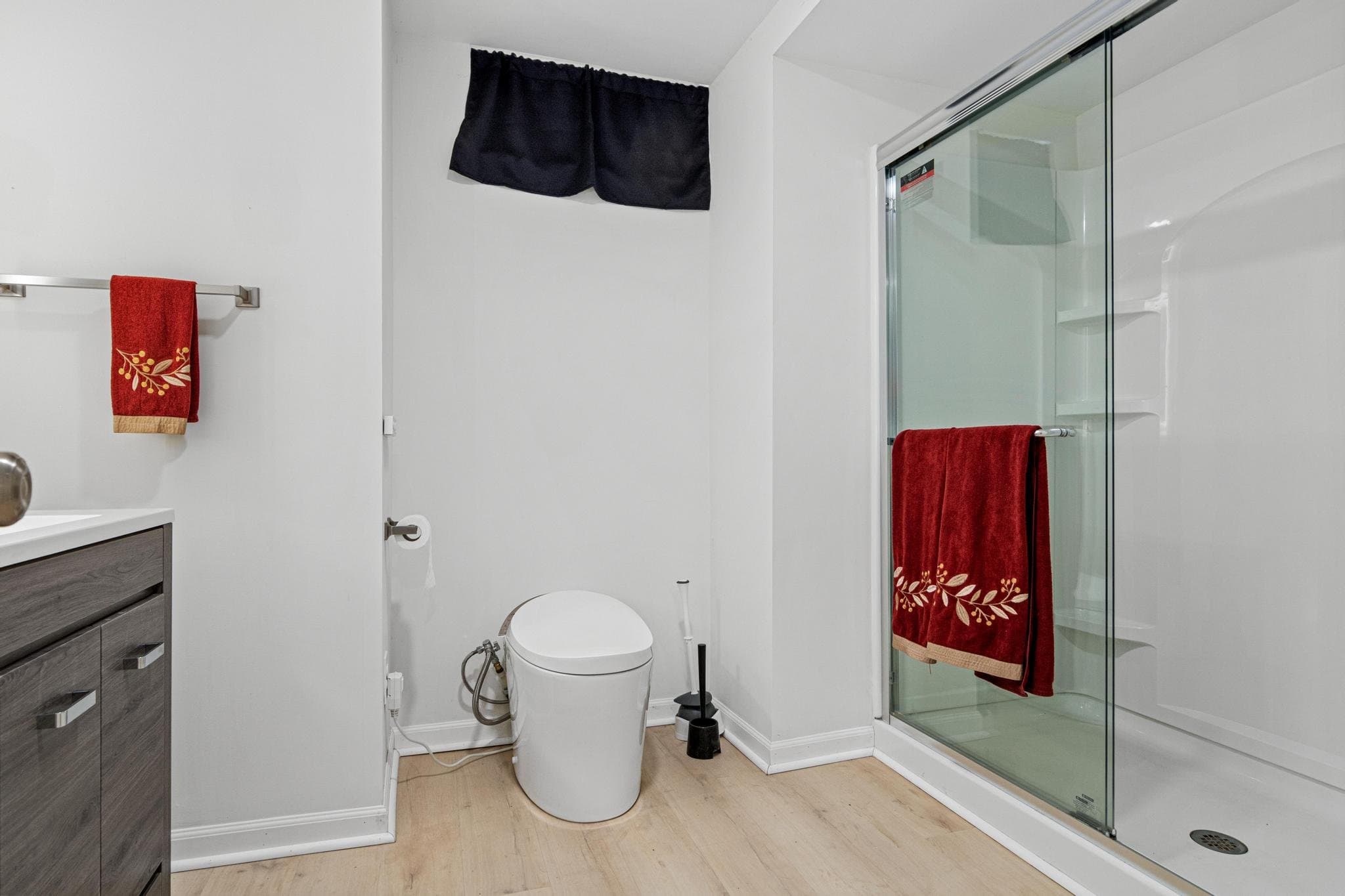 Minneapolis House: 18 West Rustic Lodge Avenue