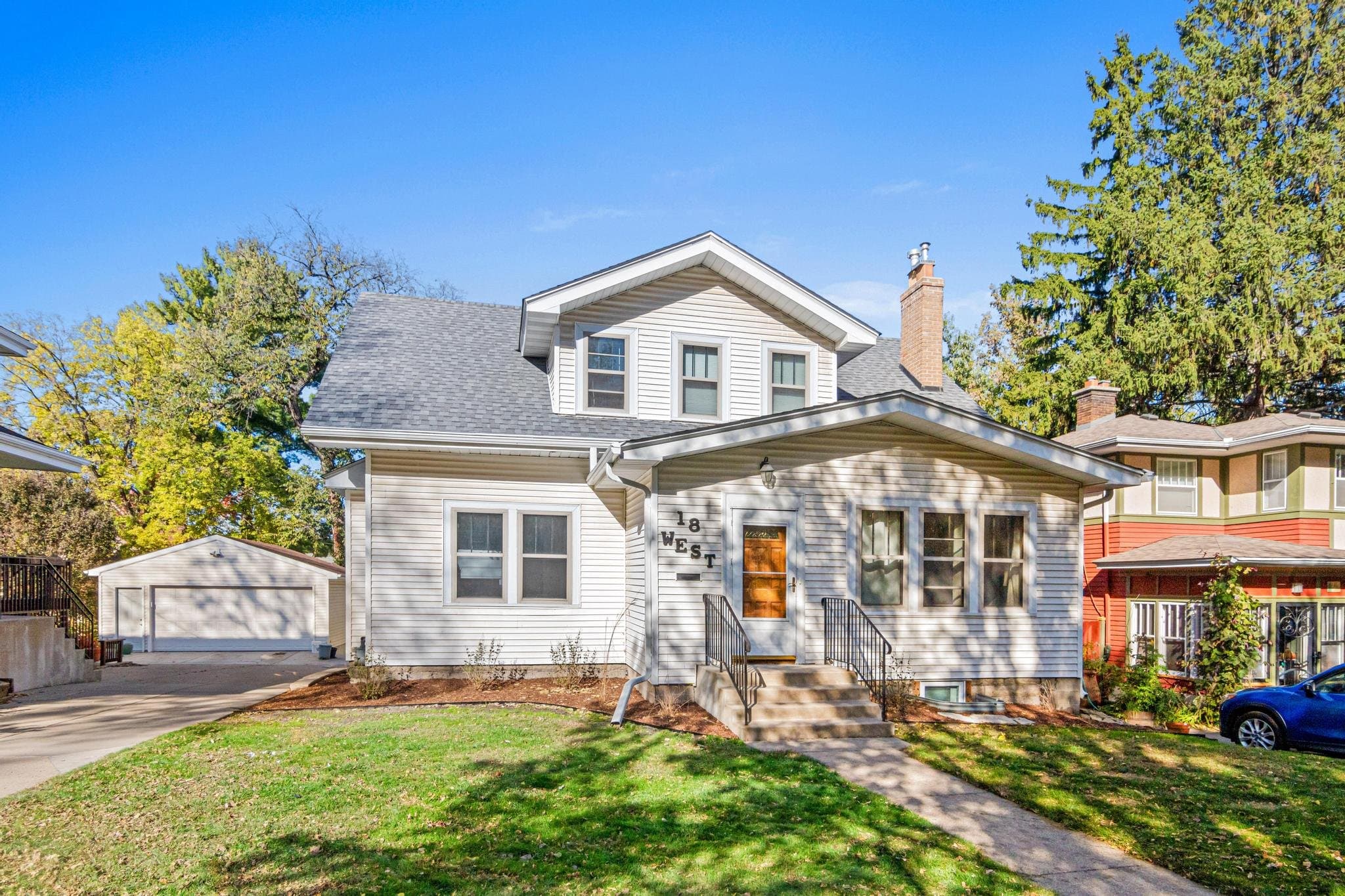 Minneapolis House: 18 West Rustic Lodge Avenue
