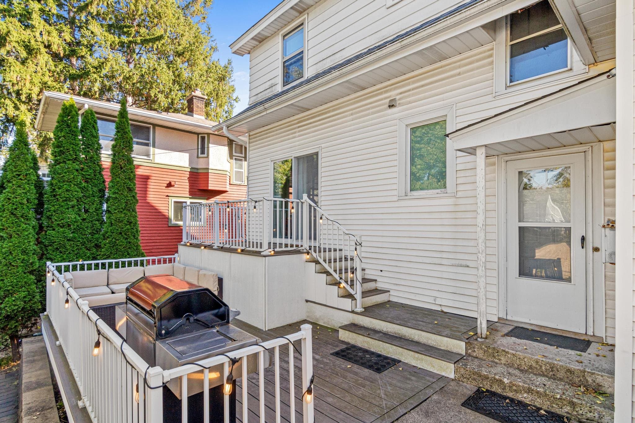 Minneapolis House: 18 West Rustic Lodge Avenue