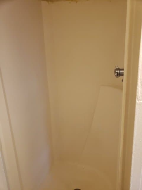 Willimantic Townhome: 25 Milk St