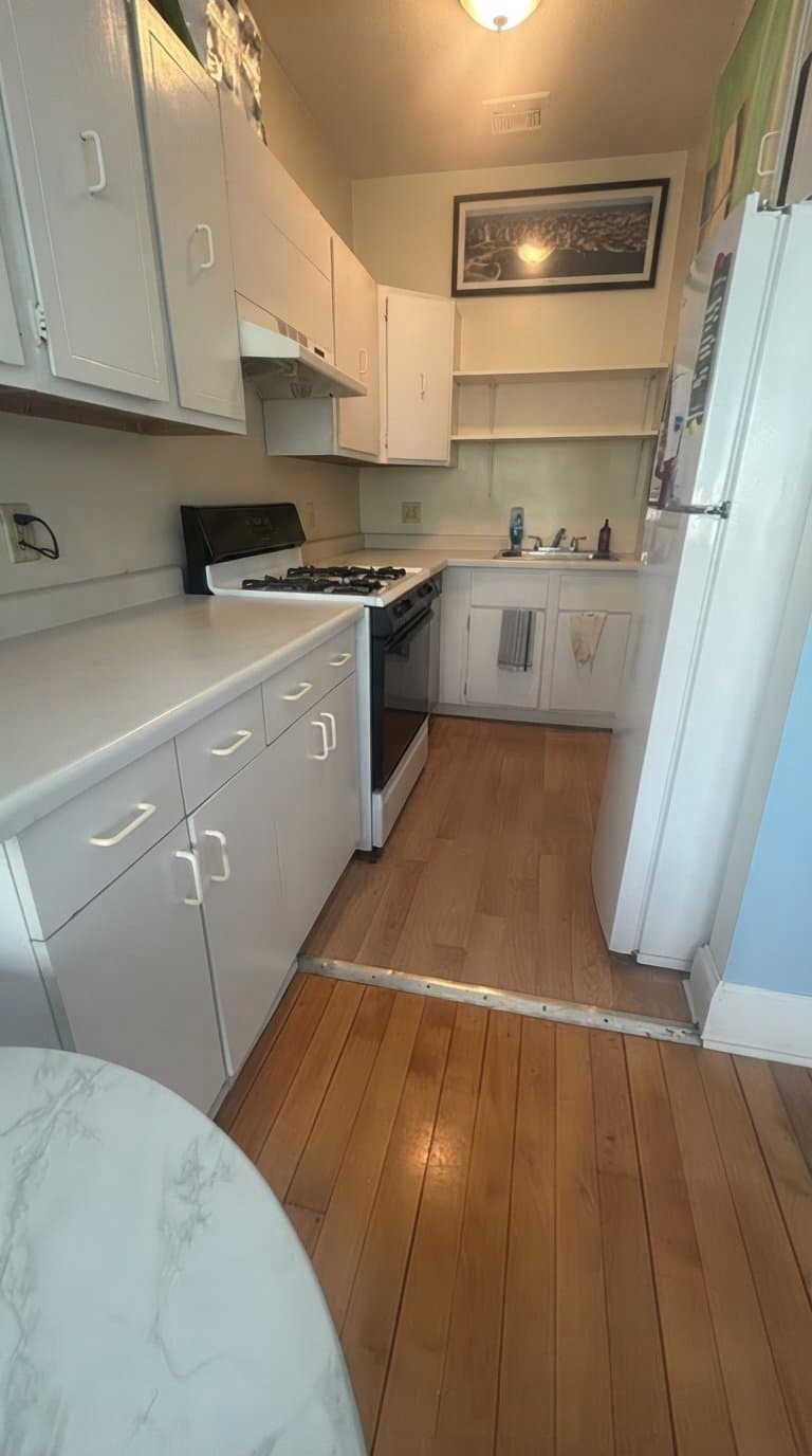 Brighton Apartment: 1516 Commonwealth Ave