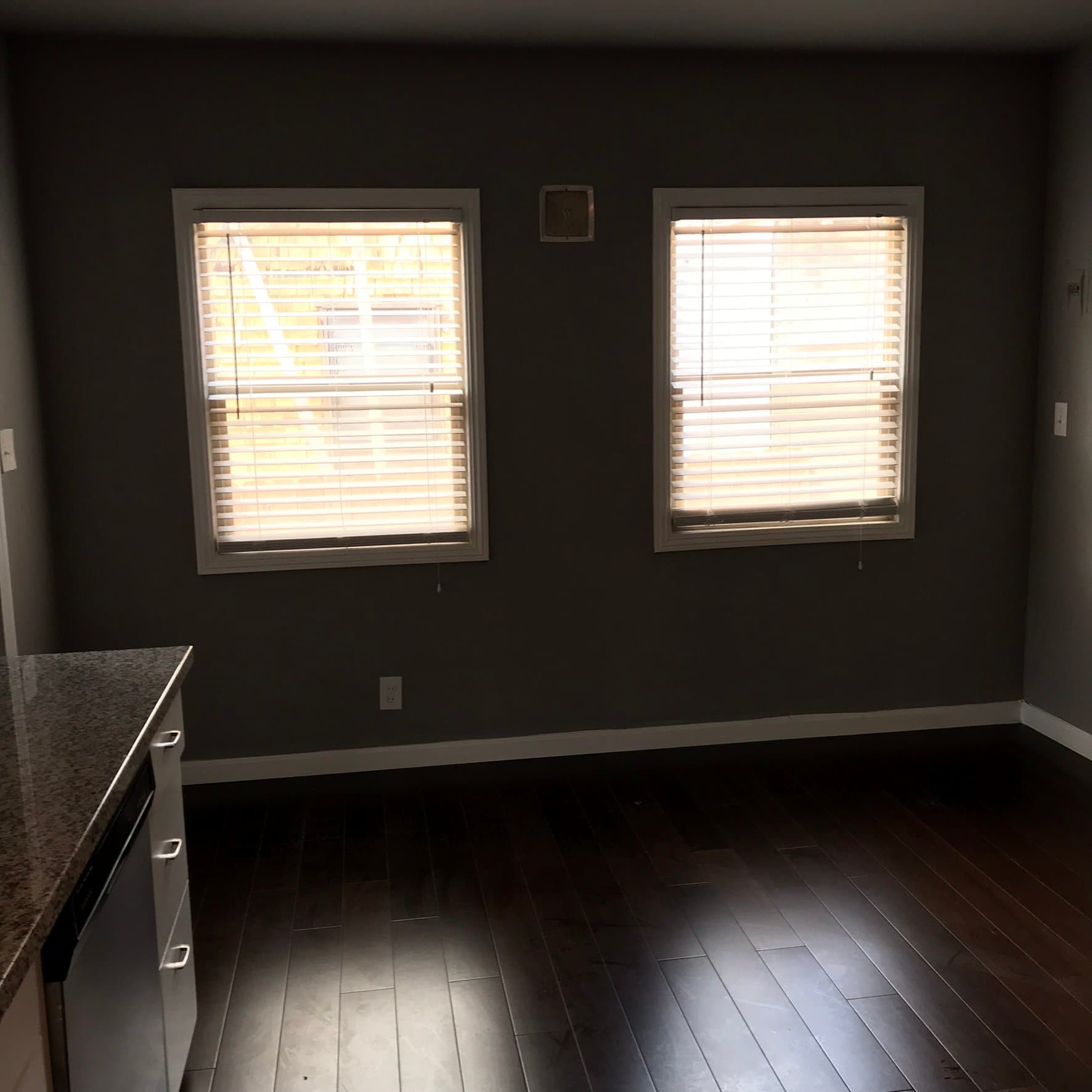 Vallejo House: 11 9th St