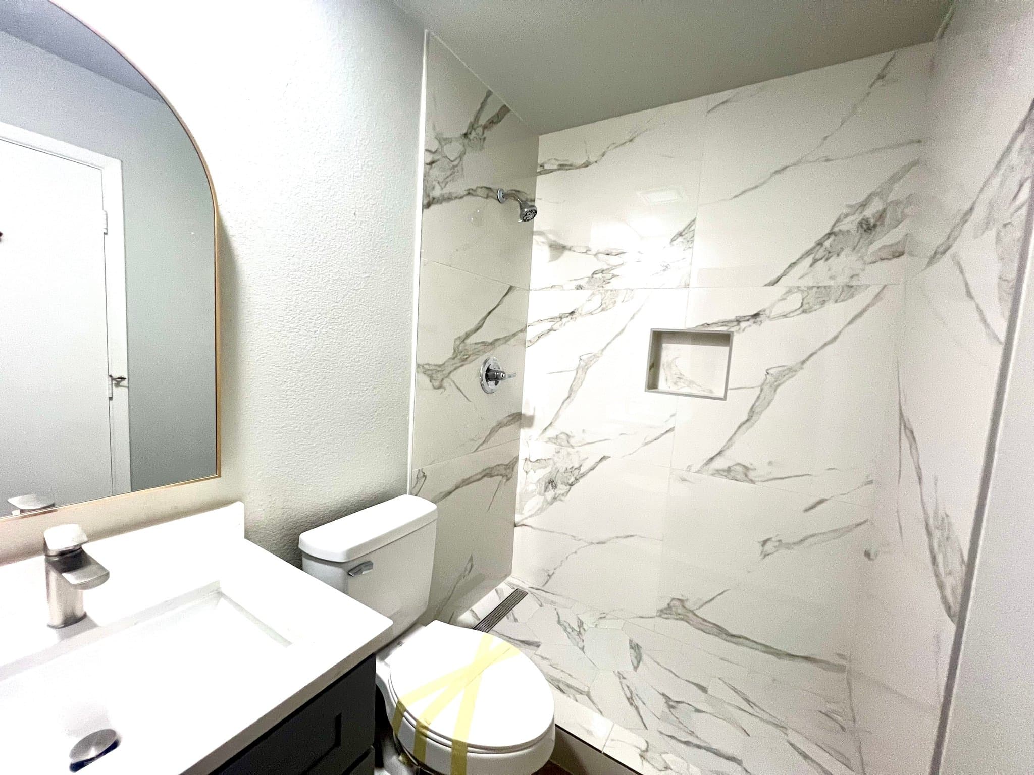 Arlington Single Room: 2407 Ventura Dr