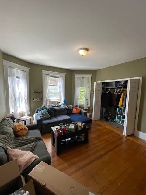 Brighton Multiplex: 4 Litchfield St