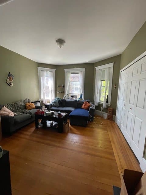 Brighton Multiplex: 4 Litchfield St