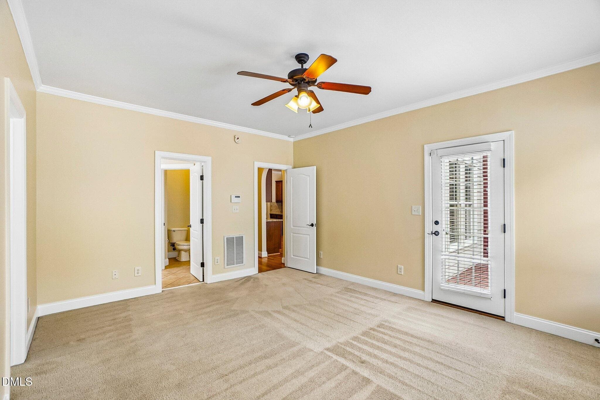 Knightdale House: 1025 Princeton View Ln