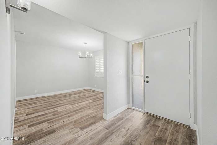 Mesa House: 4143 E Crescent Ave