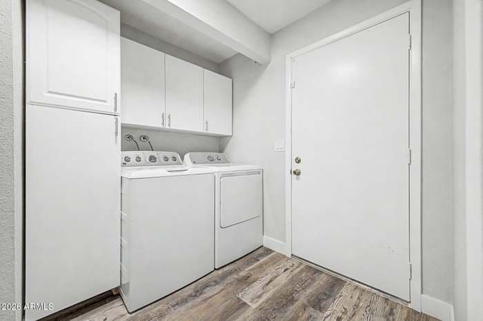 Mesa House: 4143 E Crescent Ave