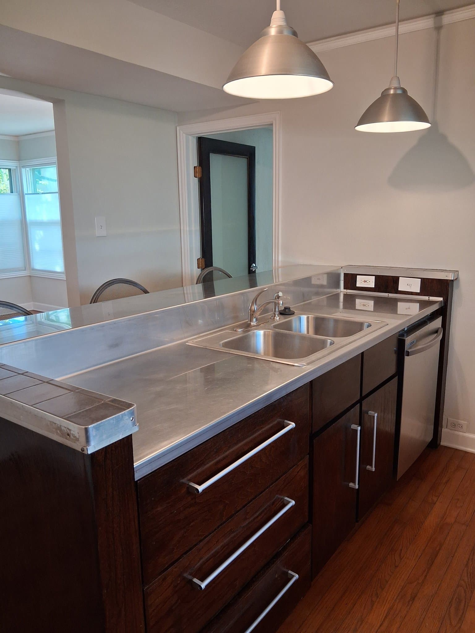 Galveston Apartment: 3505 Avenue O