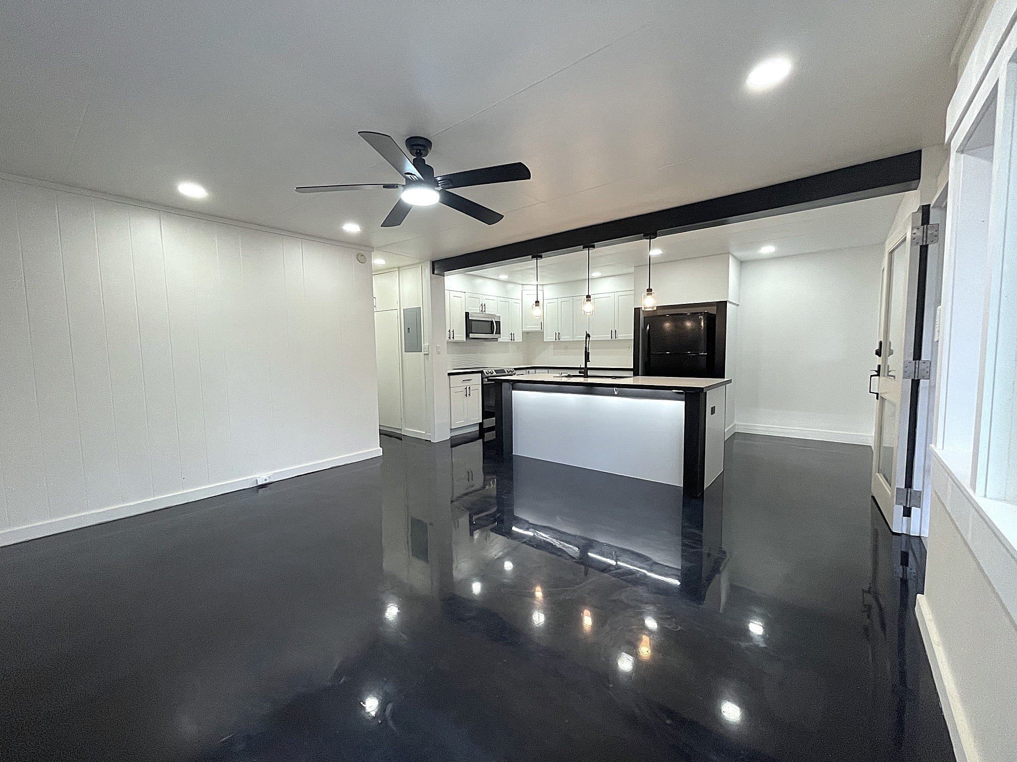 Aiea House: 99-156 Kulina St
