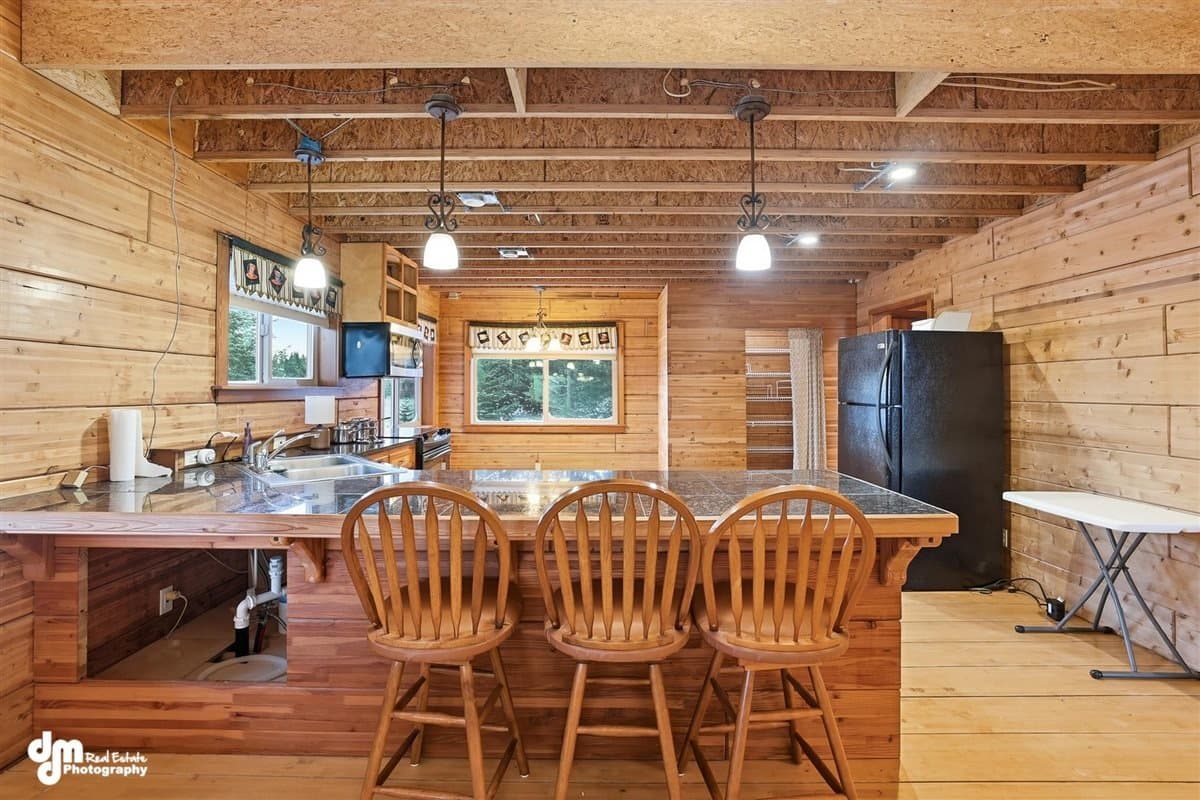 Anchor Point House: 35625 Anchor River Air Park Ln