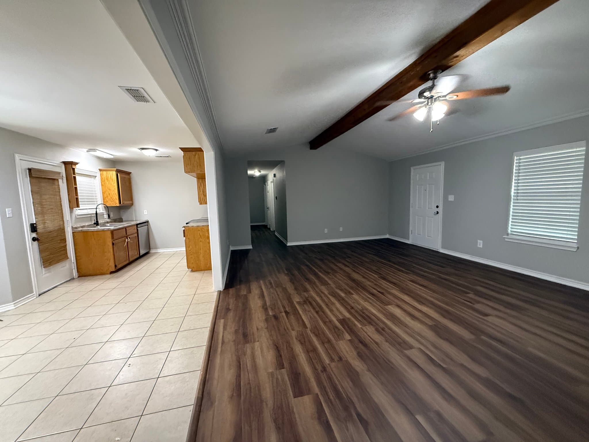 White Oak House: 518 E Center St