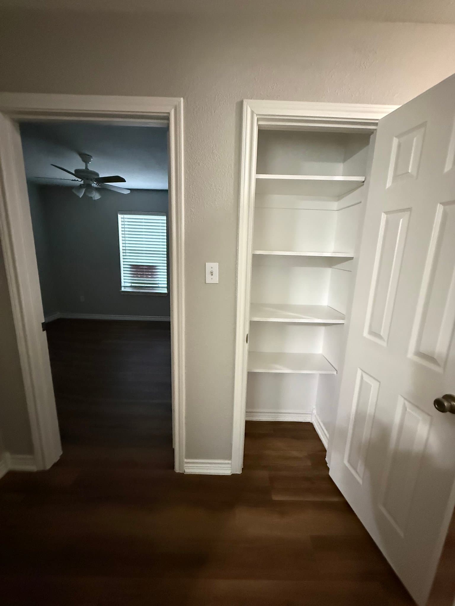 White Oak House: 518 E Center St