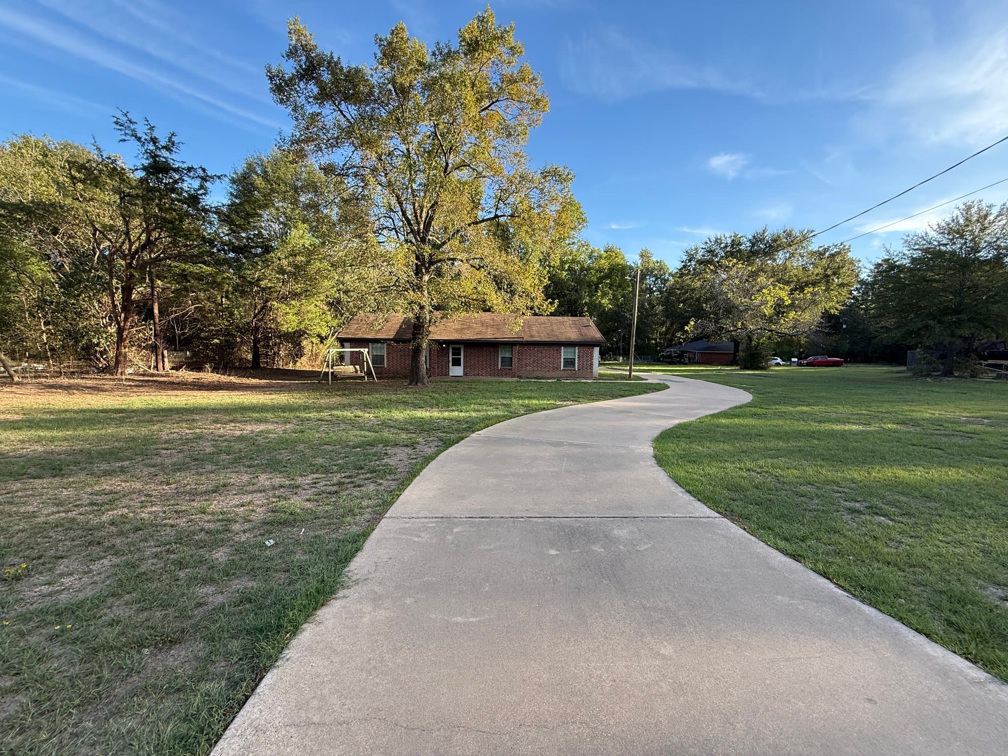 White Oak House: 518 E Center St