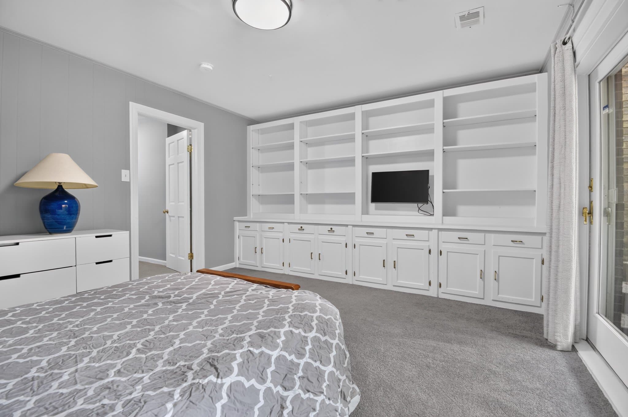 Washington Single Room: 623 I St SW