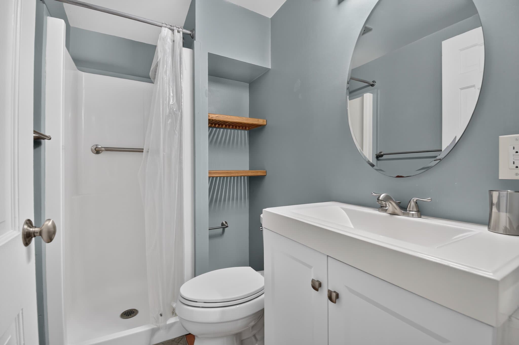 Washington Single Room: 623 I St SW