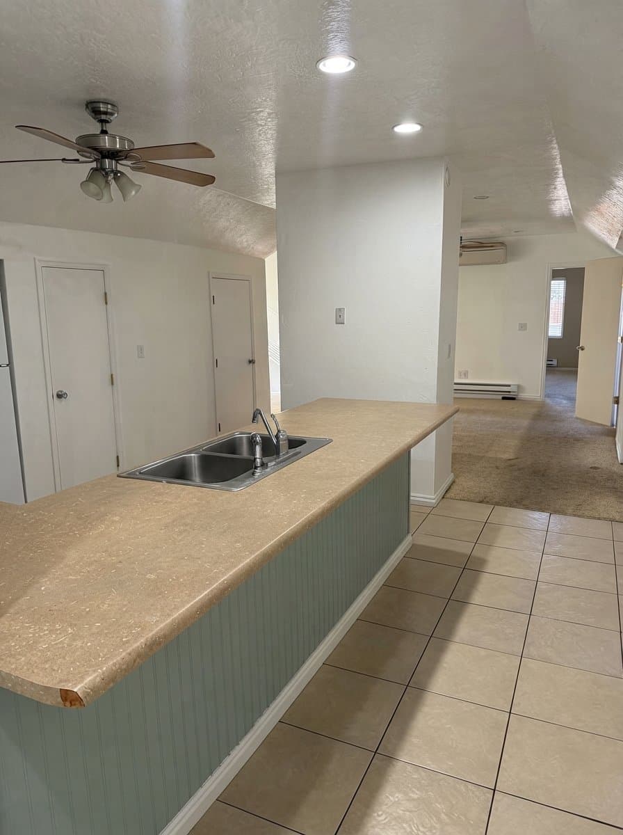 Spanish Fork Apartment: 178 N 200 E