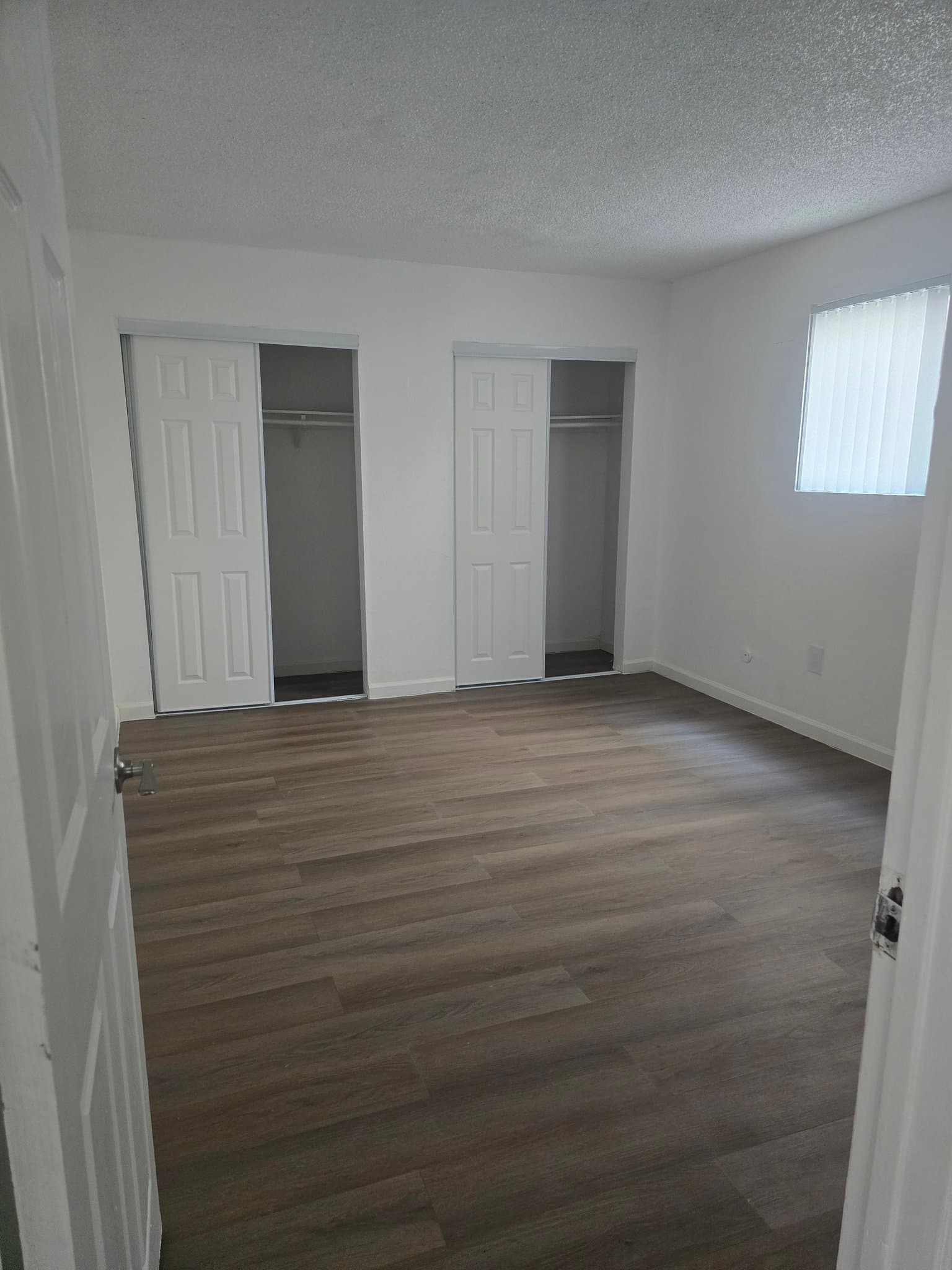 Van Nuys Apartment: 6851 Sepulveda Blvd