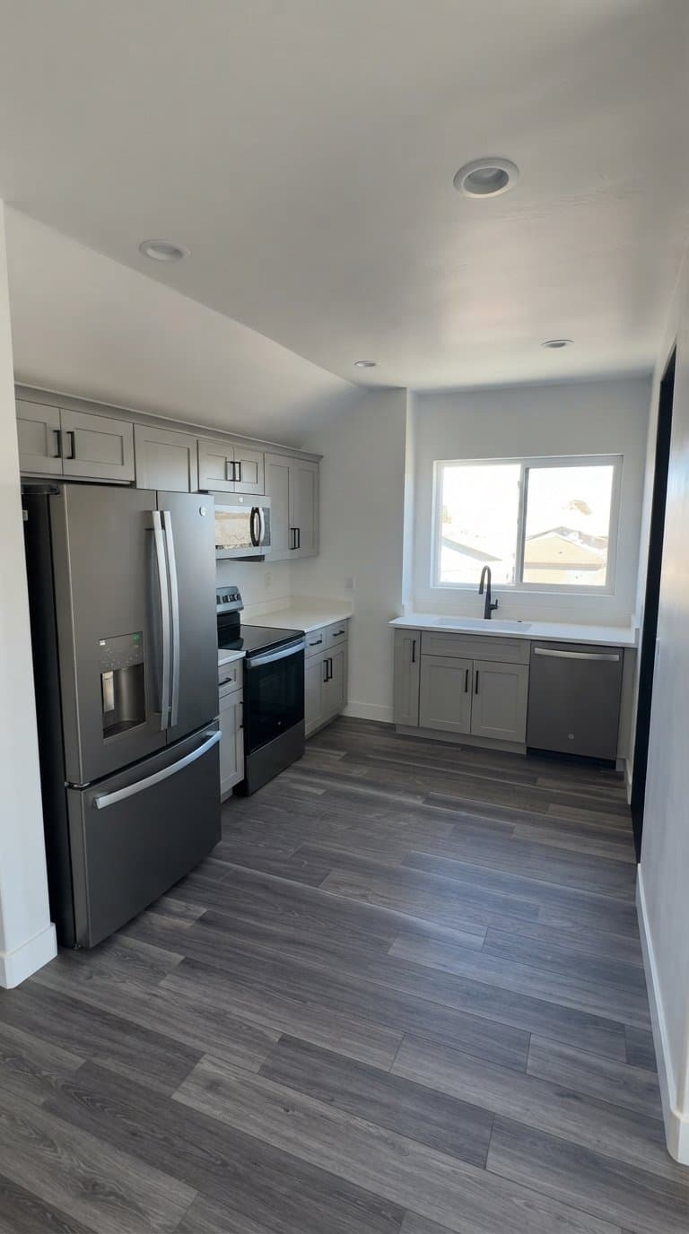 Flagstaff House: 2111 N Center St