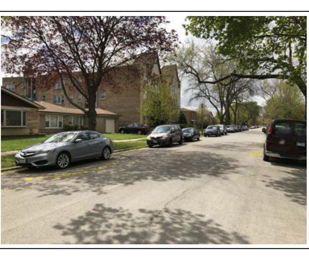 Skokie House: 7931 N Kenneth