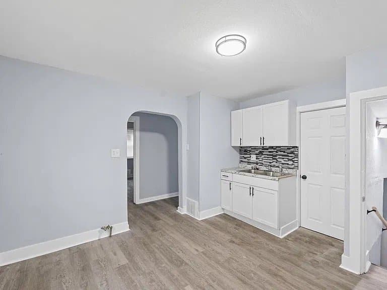 Milwaukee House: 4187 N 20th St