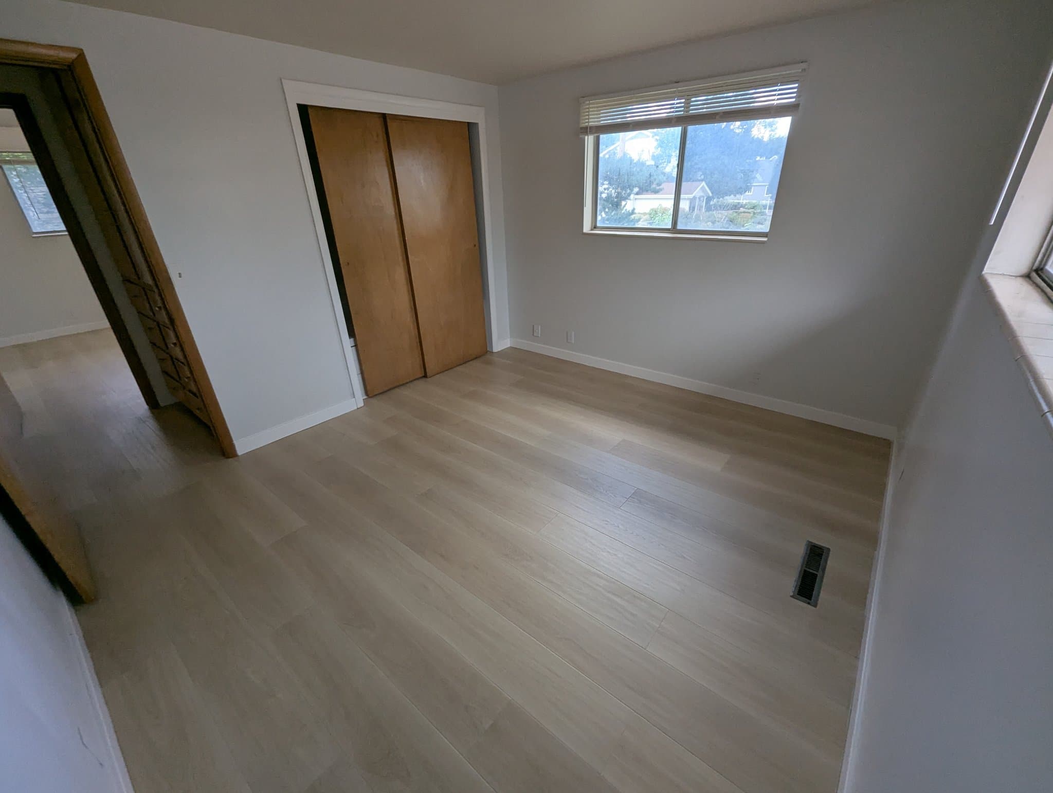 Logan House: 186 E 700 N