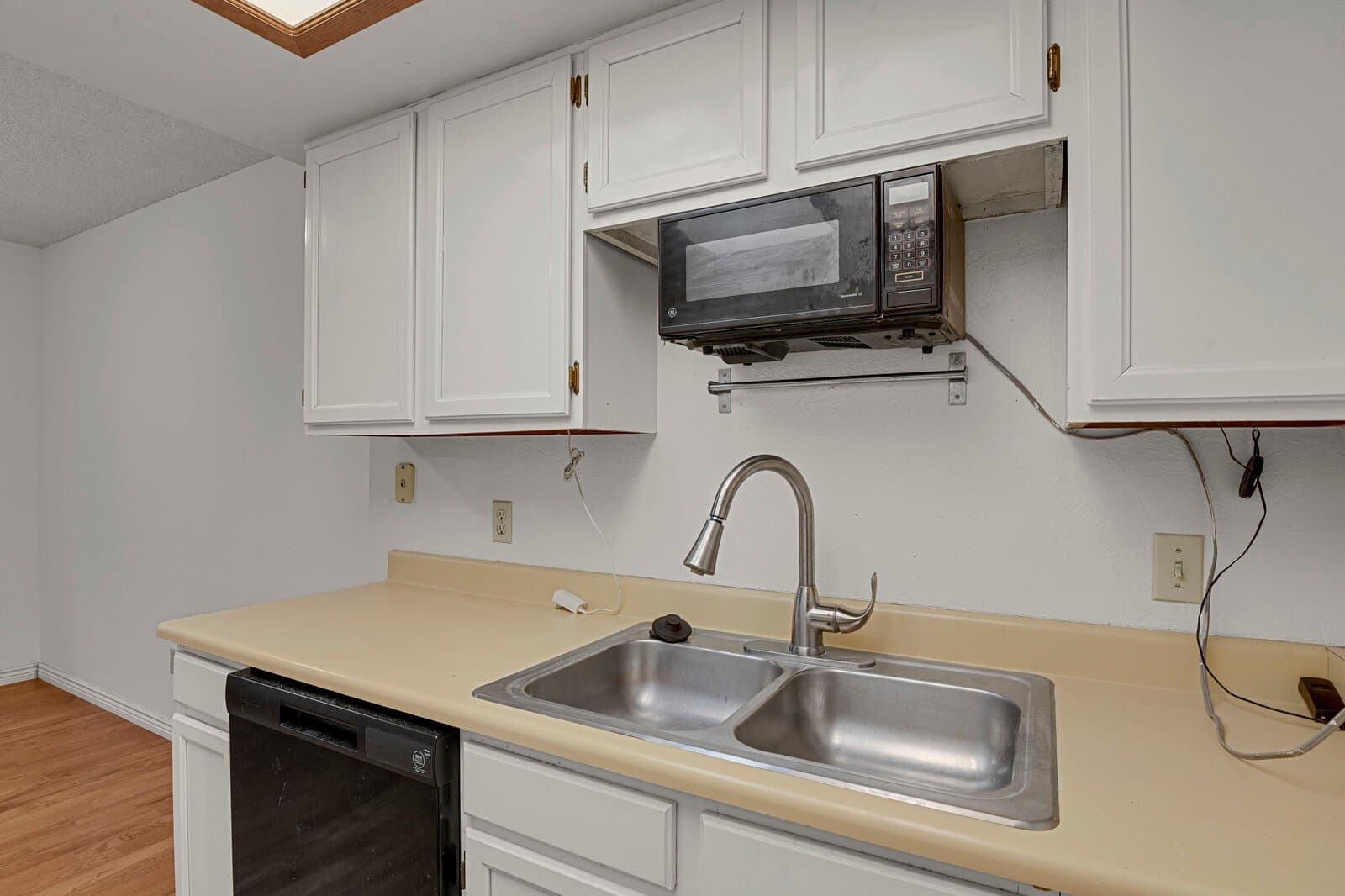 Thornton Townhome: 10112 Quivas St.