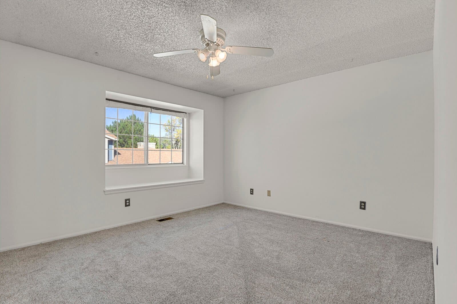 Thornton Townhome: 10112 Quivas St.
