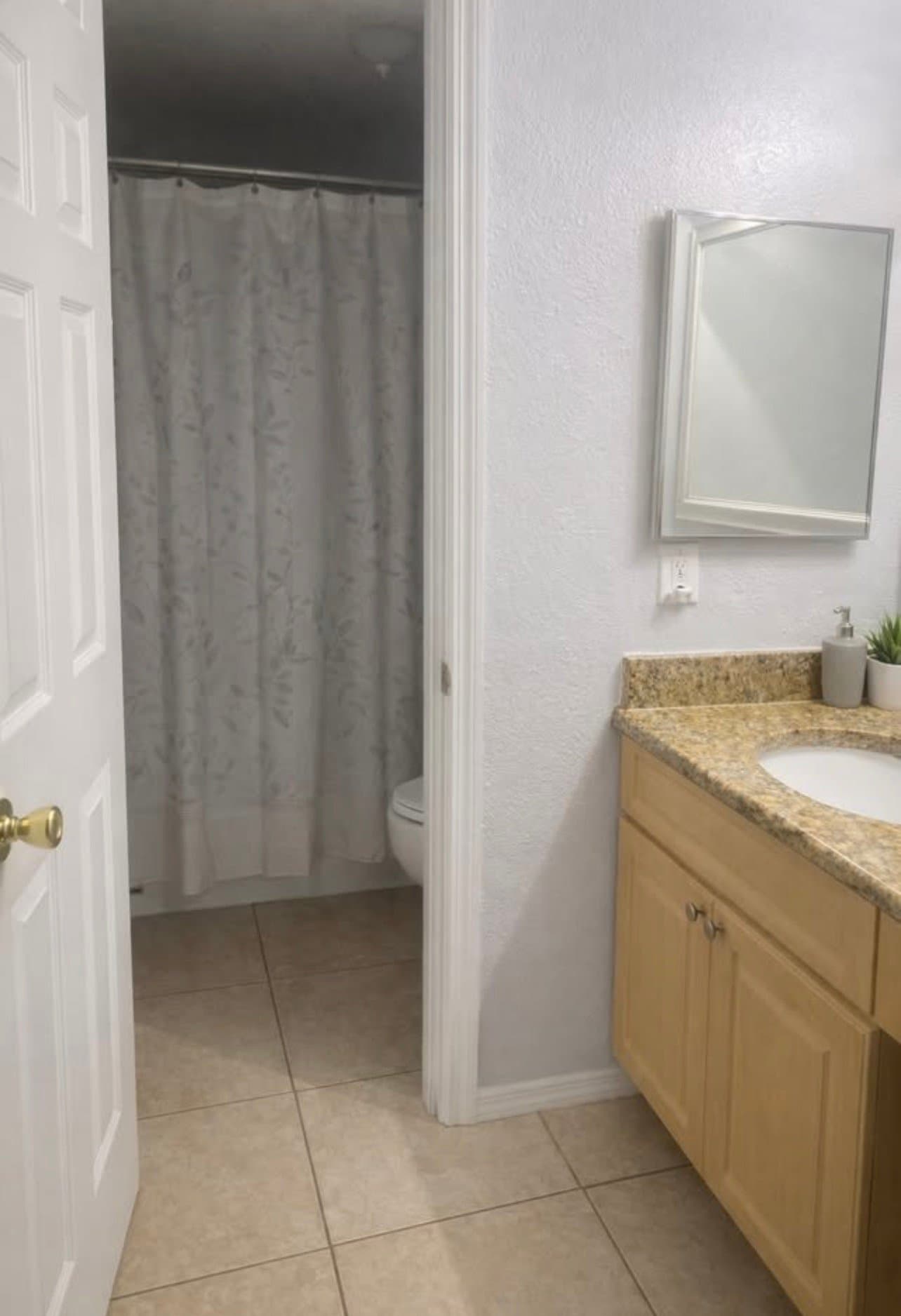 largo Condo: 200 country club drive