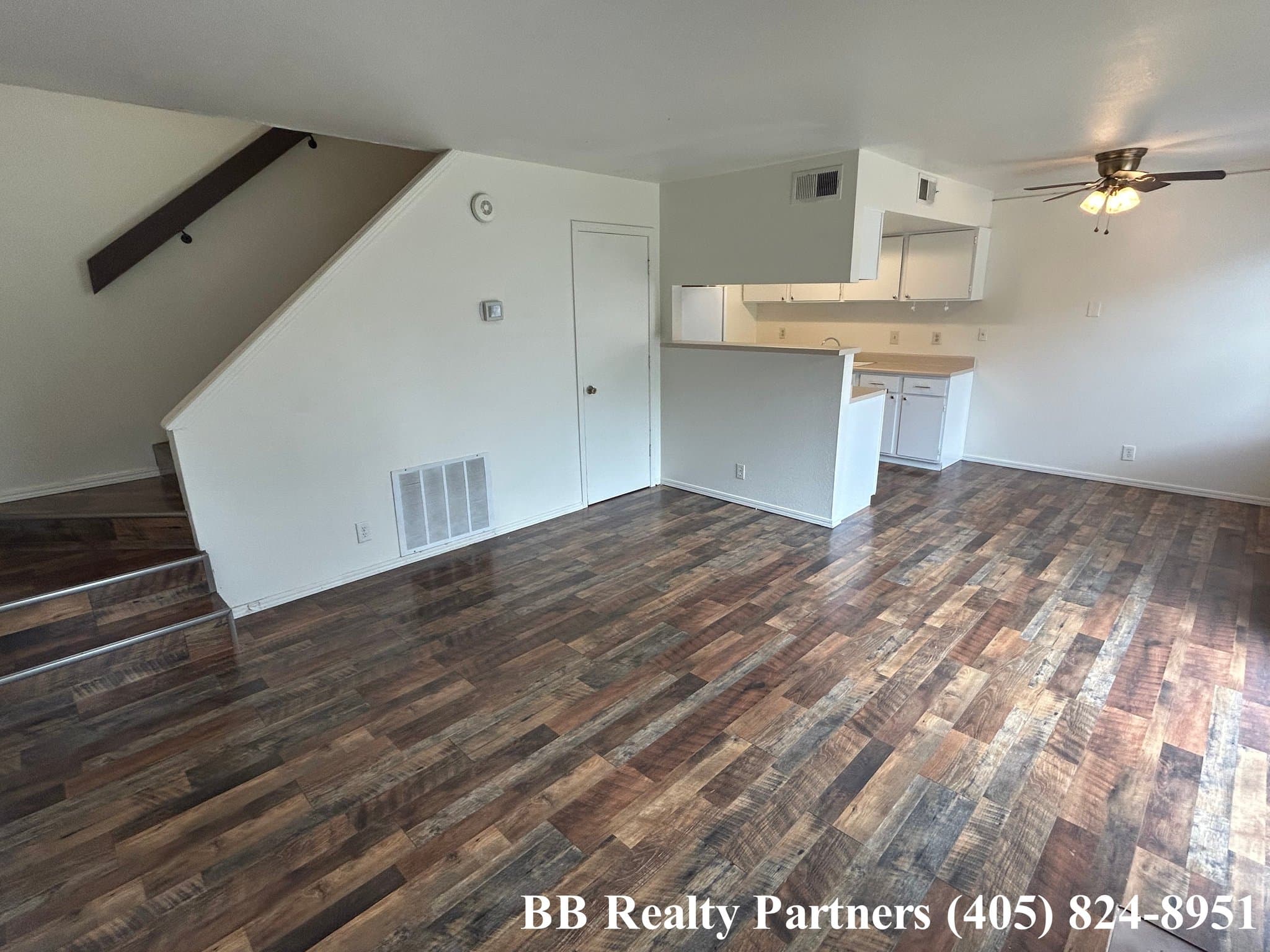 Broken Arrow House: 2902 S Juniper Ave